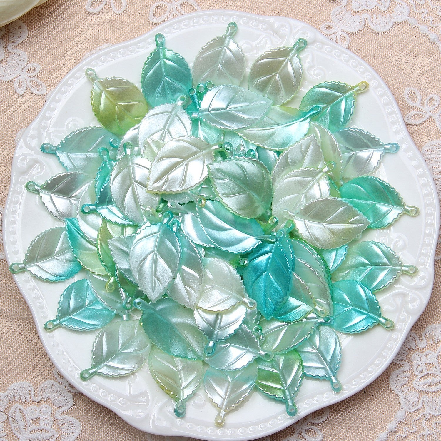 Baroque-style gradient color ABS leaf pendant, perforated flower bead, bowknot loose beads, DIY bracelet beading accessories Secondary image