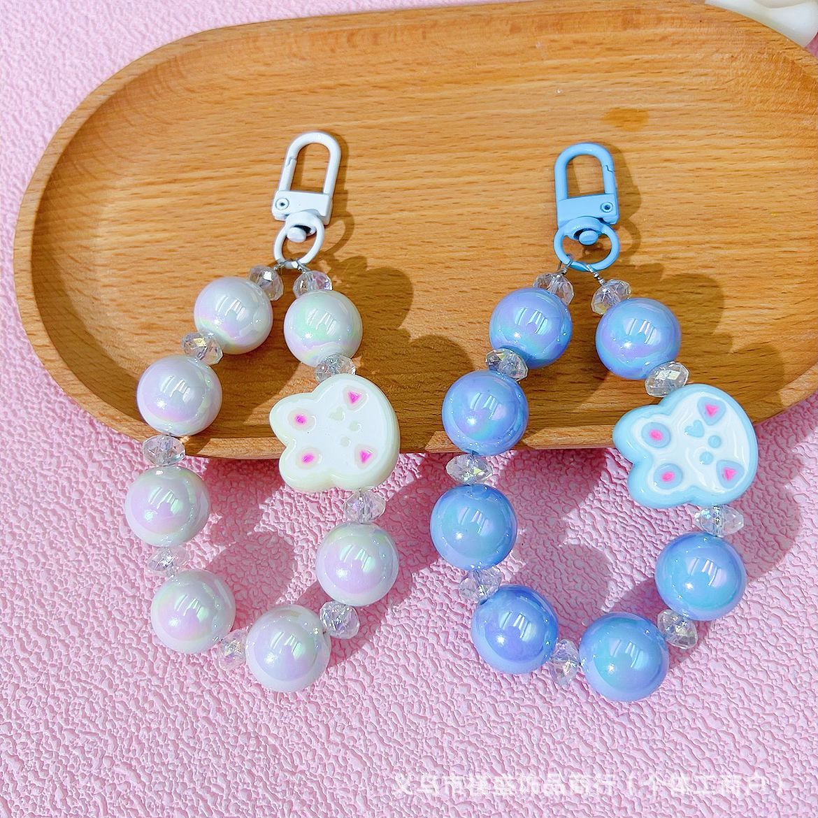 Mabe Pearl Acrylic Cartoon Bunny Keychain Pendant DIY Student Backpack Decoration Best Friend's Same Style Secondary image