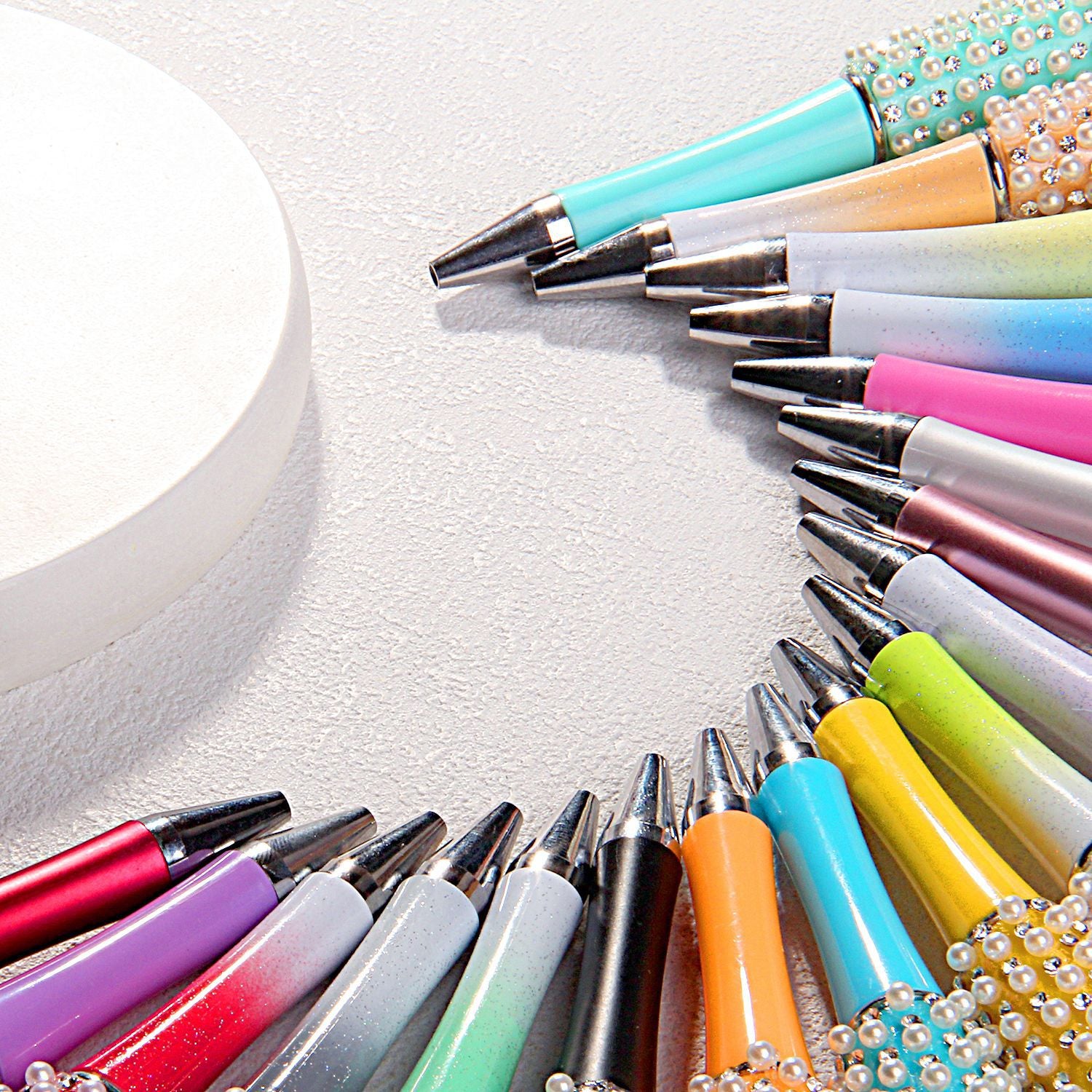 2026 Creative Beaded Pen Cute Bead Pen DIY Hand-painted Bead Rotating Pen Cultural and Creative Store Gift Secondary image