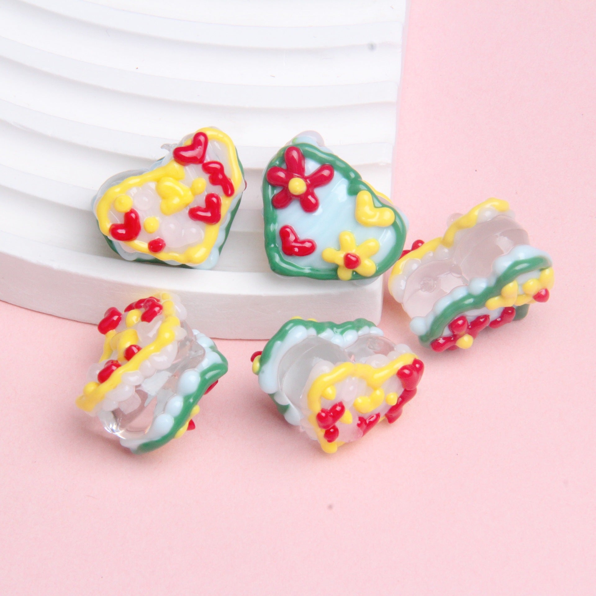 Acrylic beaded butterfly candy beads, hand-painted beads, heavy oil hand-painted beads, heart beads, DIY beaded accessories Secondary image