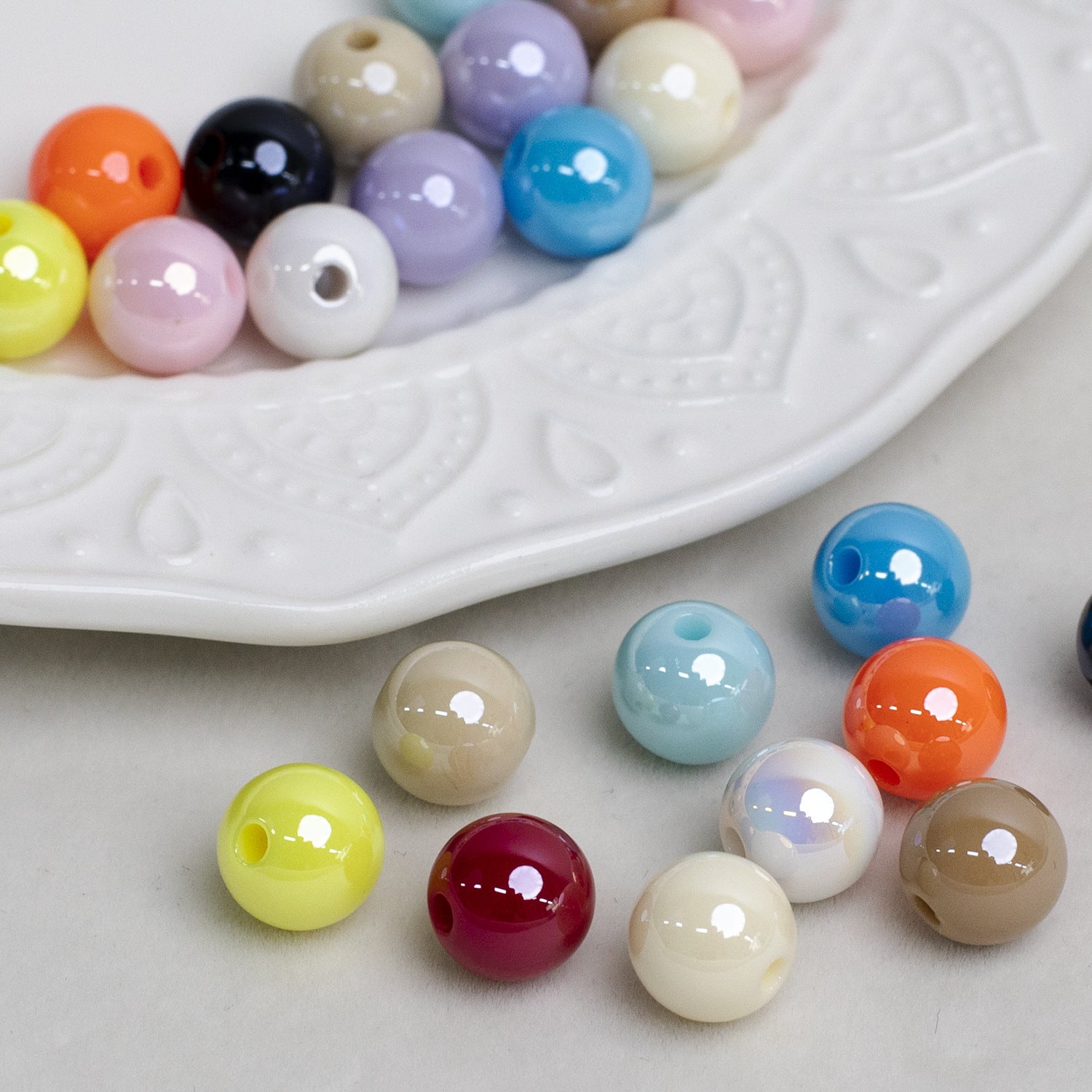 Colorful K10 round beads electroplated acrylic beads with through holes for DIY phone chains and accessories Secondary image