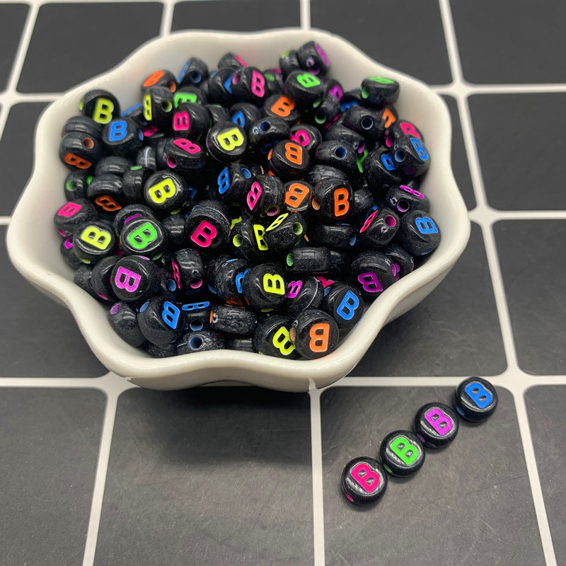 100 pieces/pack acrylic flat round letter beads with black background and colorful individual letter beads DIY jewelry accessories Secondary image