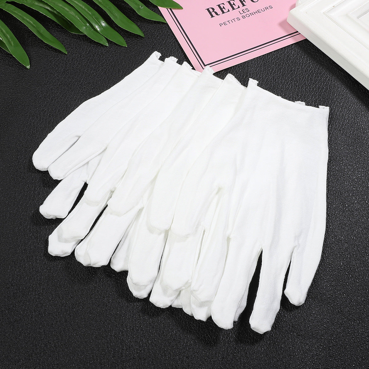 Cotton anti-sweat work gloves, anti-oxidation gloves for DIY production of earrings, hair accessories, and other jewelry, white, one size fits all Secondary image