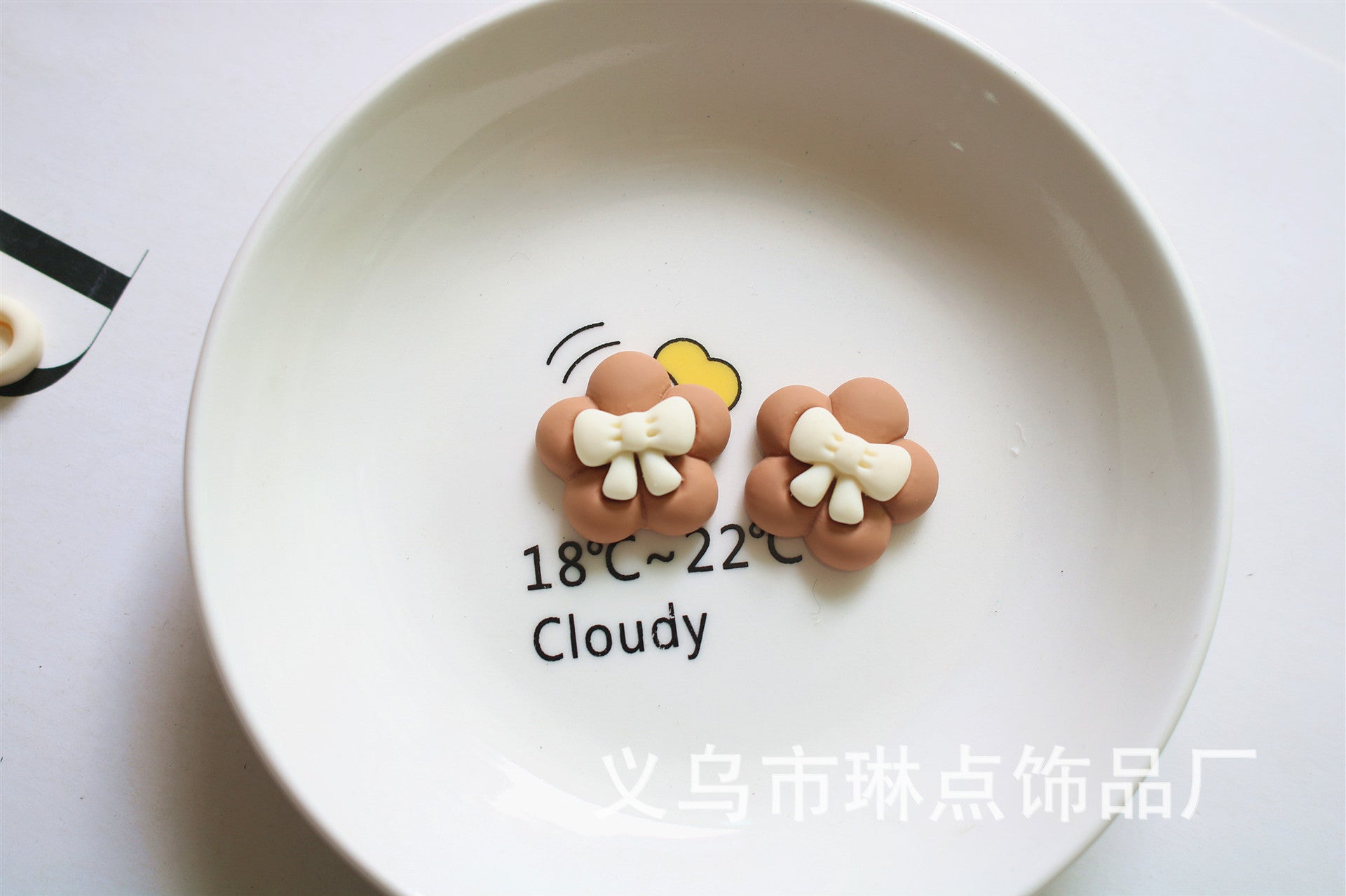 895e3a7d-d0e9-40a6-bd79-393cb4597947