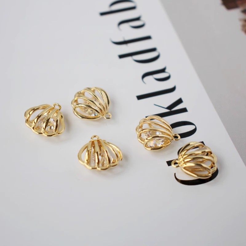 Color-retaining zircon hollow shell-shaped pendant for DIY handmade scallop bracelets, necklaces, and earrings Secondary image