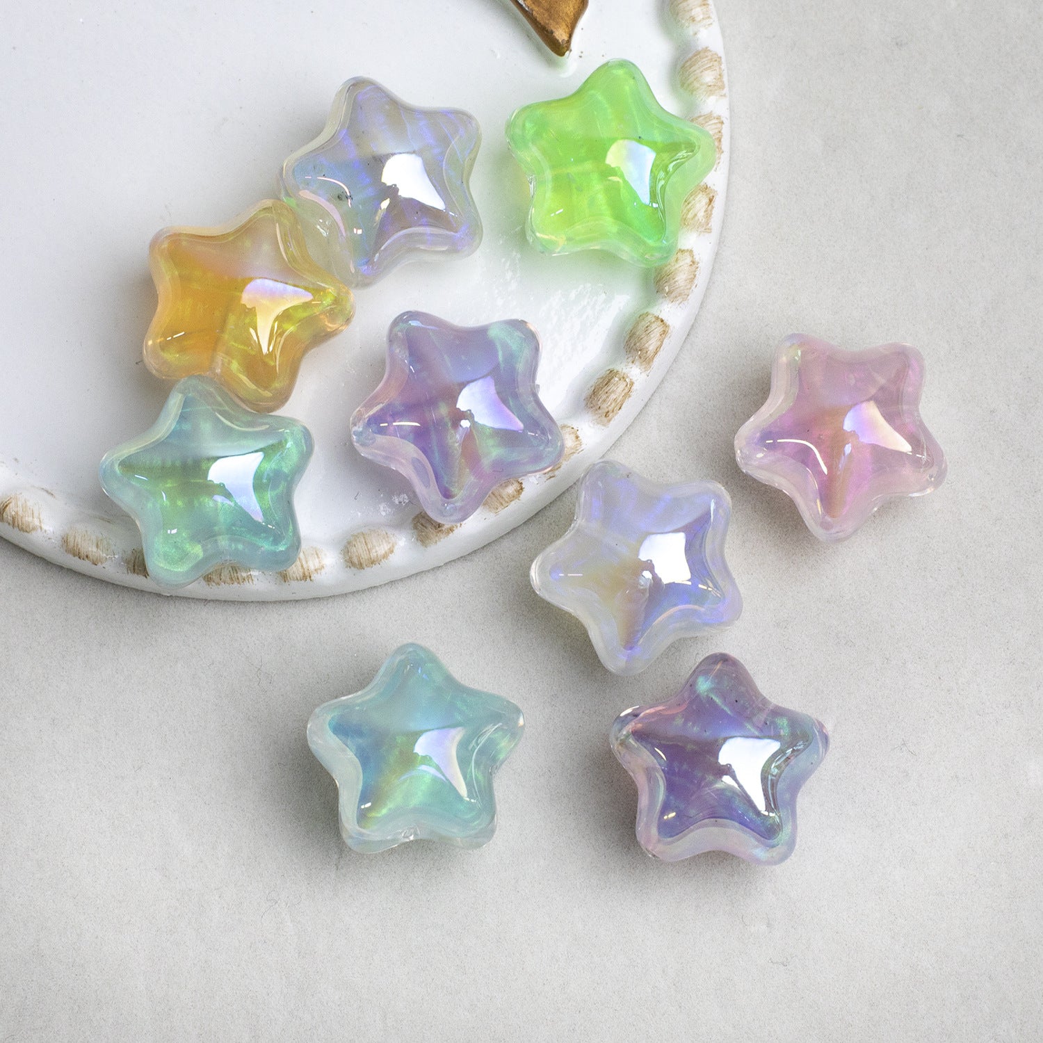 19mm light-reflective oil painting pentagram electroplated resin beads with through holes, loose beads for DIY bracelet accessories Secondary image