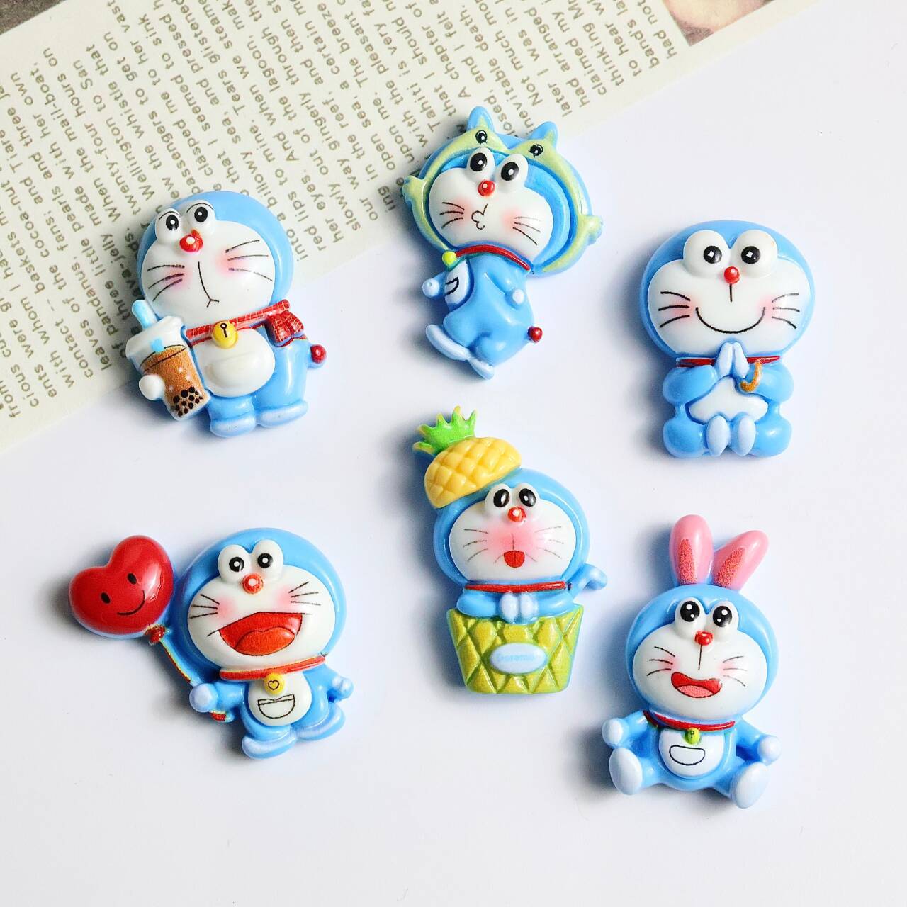 Cartoon DIY resin accessories cute mechanical cat cream glue handmade hair clips phone case shoe buckle accessories Secondary image