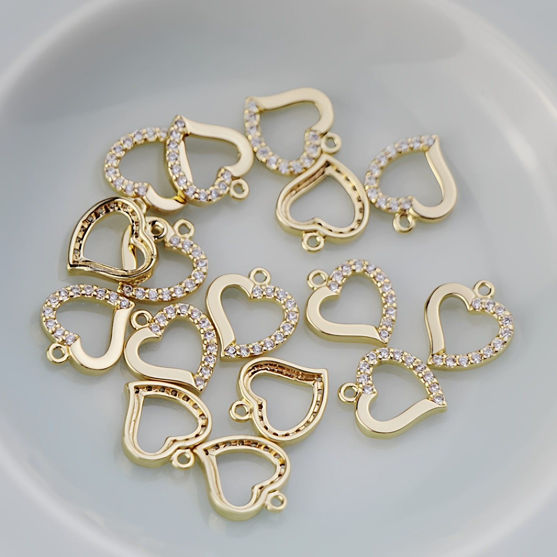 High color retention gold-plated micro-inlaid zircon heart pendant DIY self-made clavicle chain accessory material necklace pendant Secondary image